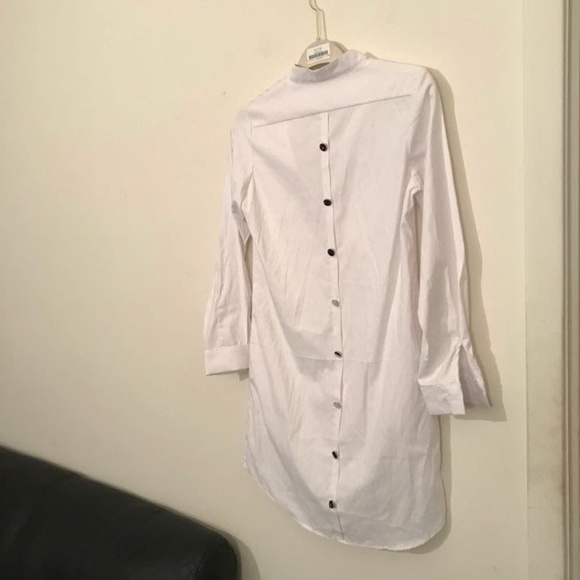 LNK Landscape White Dress Button Back Closure - Picture 2 of 8